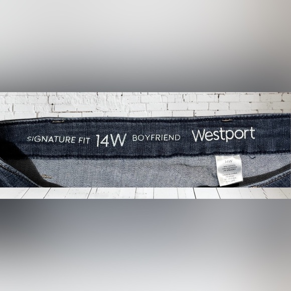 Westport Women's Blue Jeans Signature Fit SZ 14W Boyfriend - Picture 6 of 7